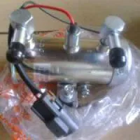 Насос топливный Hitachi ZX-180